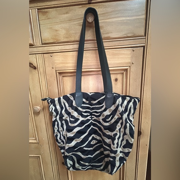 Gevive by Boyt Purse Tapestry Shoulder Tote Large Travel Bag Overnight Carry All - Picture 14 of 14